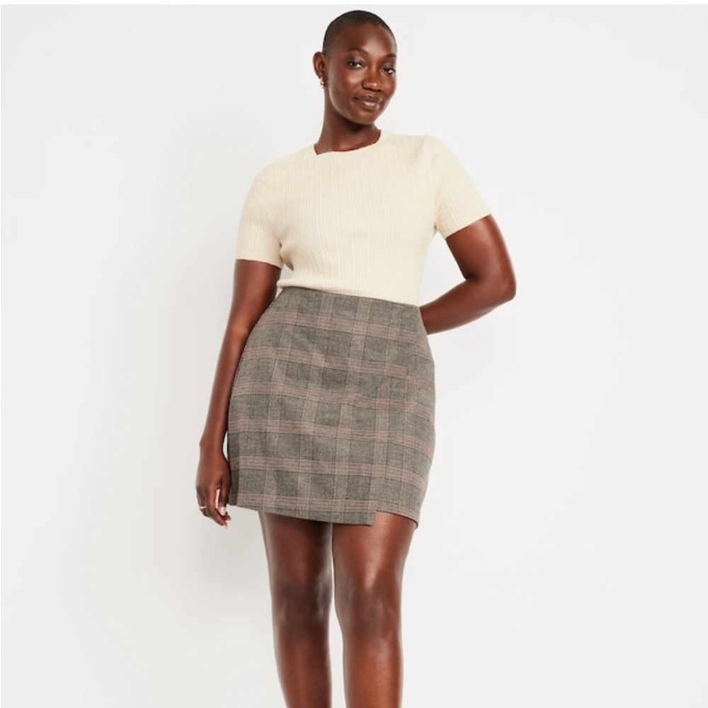 NWOT Plaid Wrap Skirt